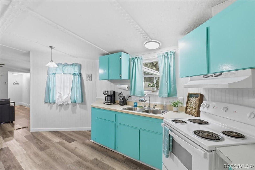 8011 W Fern Place, Homosassa, FL 34448 8011 W Fern Place, Homosassa, FL 34448
