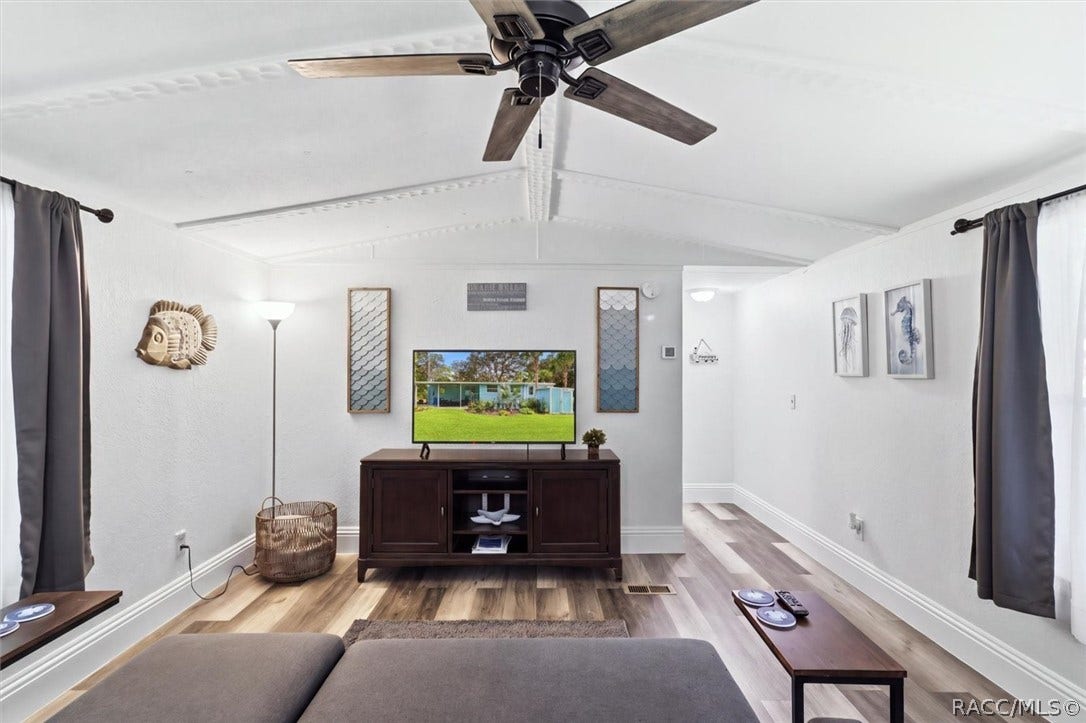 8011 W Fern Place, Homosassa, FL 34448 8011 W Fern Place, Homosassa, FL 34448