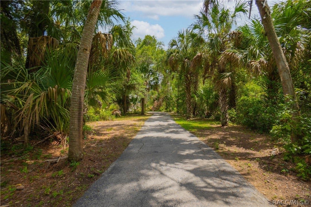 9782 W Woodhaven Lane, Crystal River, FL 34428 9782 W Woodhaven Lane, Crystal River, FL 34428