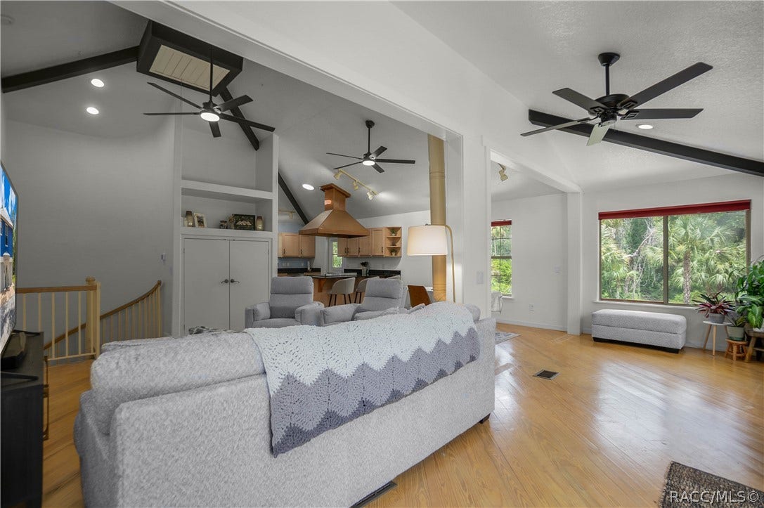 9782 W Woodhaven Lane, Crystal River, FL 34428 9782 W Woodhaven Lane, Crystal River, FL 34428