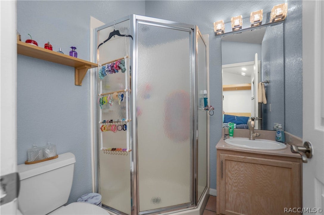 9782 W Woodhaven Lane, Crystal River, FL 34428 9782 W Woodhaven Lane, Crystal River, FL 34428