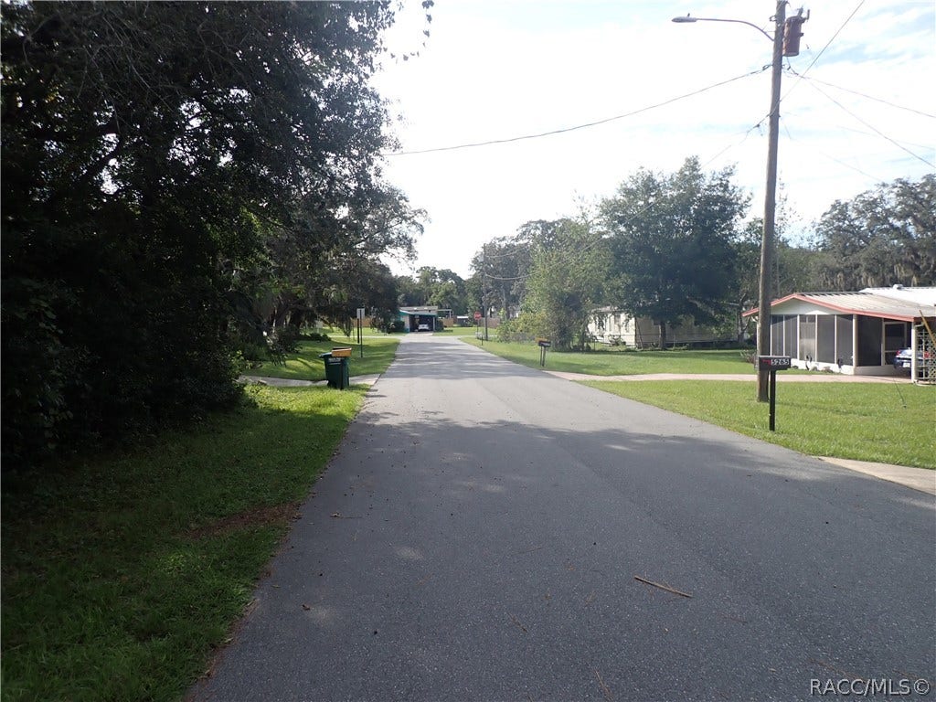 5270 W Shaker Place, Lecanto, FL 34461 5270 W Shaker Place, Lecanto, FL 34461