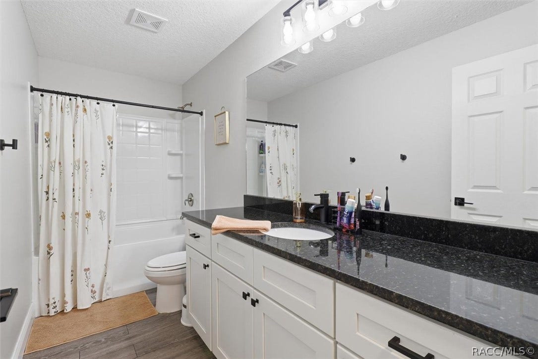 8275 N Creek Way, Citrus Springs, FL 34434 8275 N Creek Way, Citrus Springs, FL 34434