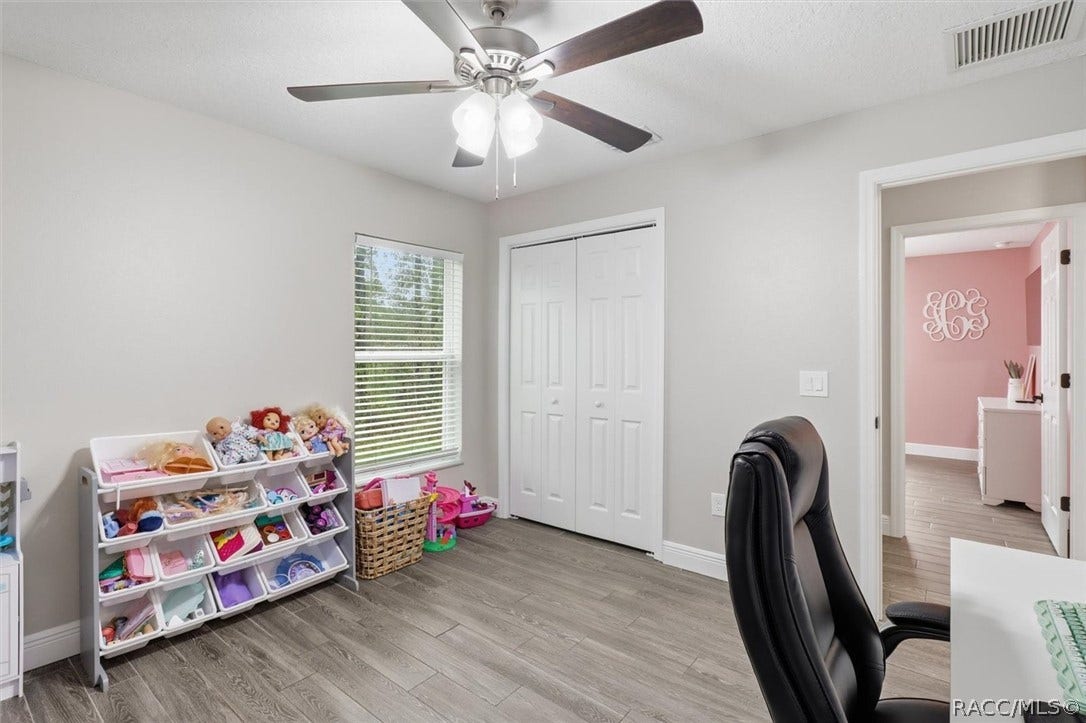 8275 N Creek Way, Citrus Springs, FL 34434 8275 N Creek Way, Citrus Springs, FL 34434