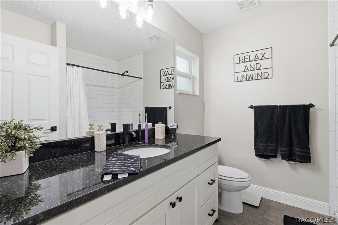 8275 N Creek Way, Citrus Springs, FL 34434 8275 N Creek Way, Citrus Springs, FL 34434
