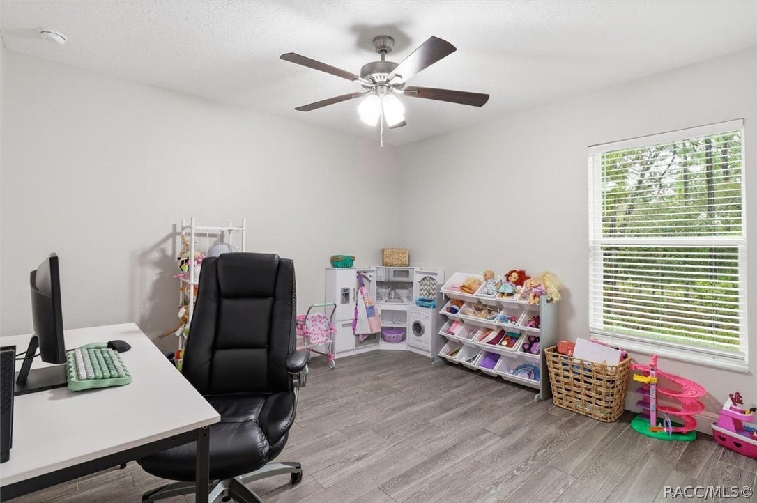8275 N Creek Way, Citrus Springs, FL 34434 8275 N Creek Way, Citrus Springs, FL 34434