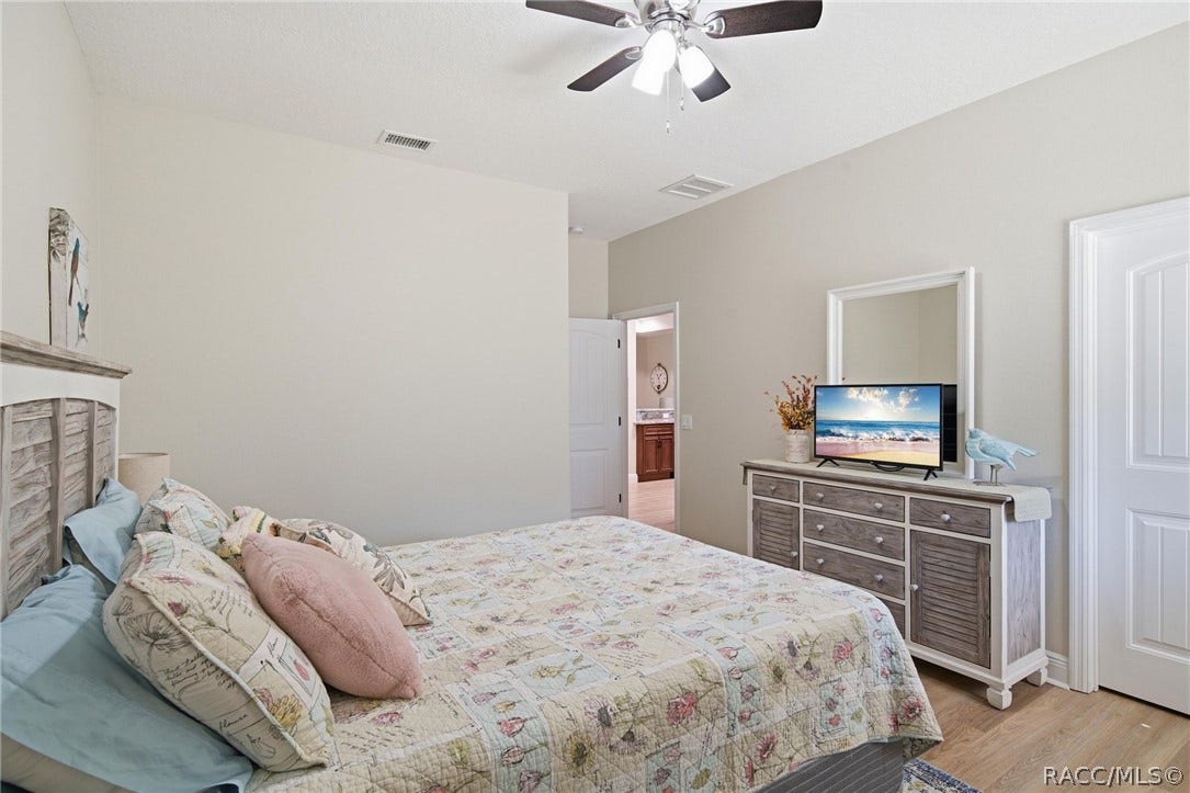 197 N Independence Highway, Inverness, FL 34453 197 N Independence Highway, Inverness, FL 34453