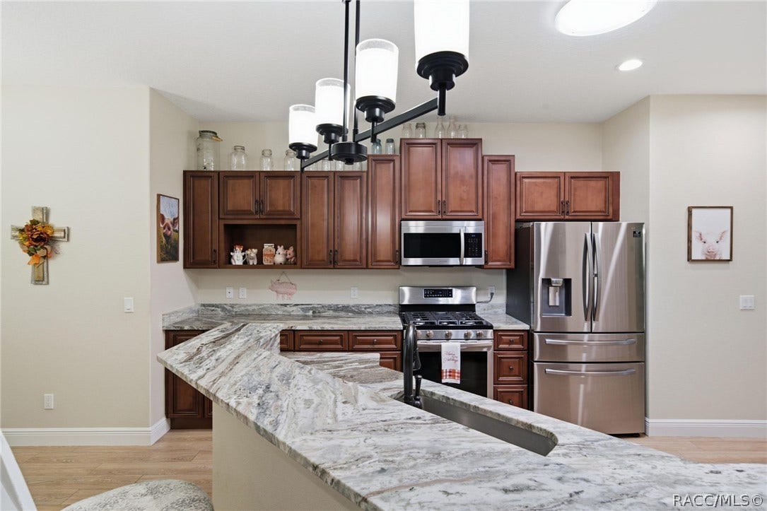 197 N Independence Highway, Inverness, FL 34453 197 N Independence Highway, Inverness, FL 34453