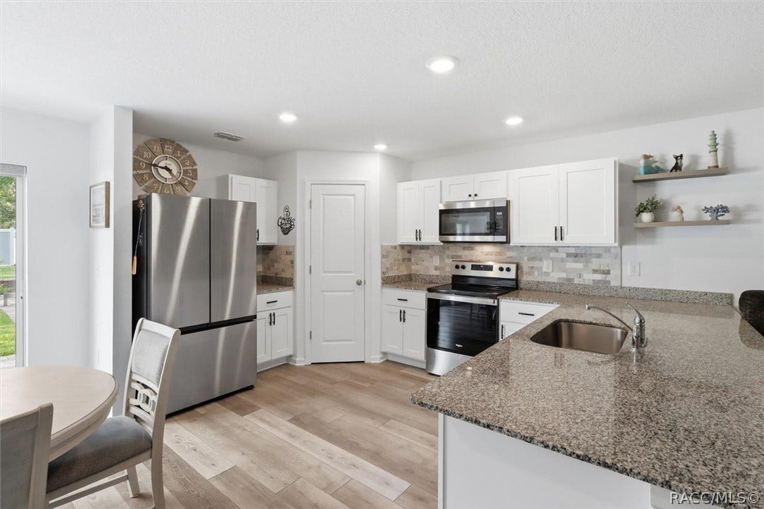 2457 W OAKLAND Lane, Dunnellon, FL 34434 2457 W OAKLAND Lane, Dunnellon, FL 34434