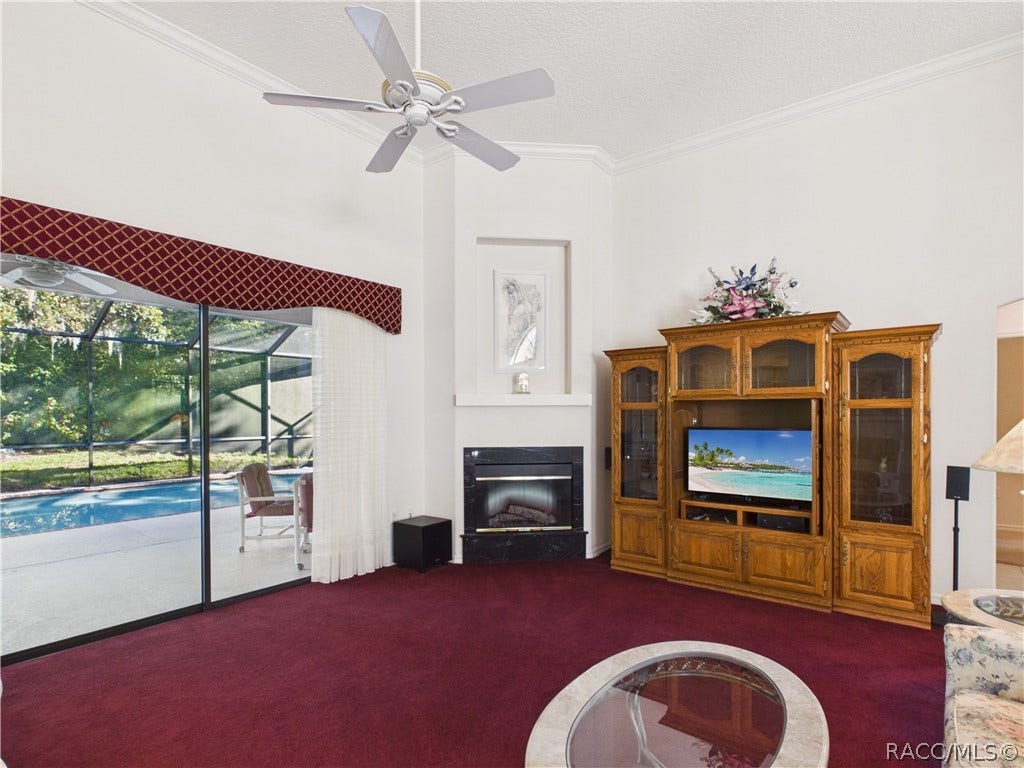 37 Livingstone Daisy Court, Homosassa, FL 34446 GREAT ROOM 3 VIEW TO THE RIGHT