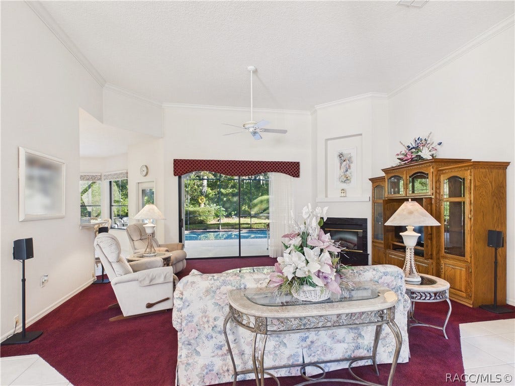 37 Livingstone Daisy Court, Homosassa, FL 34446 GREAT ROOM 2 VIEW FROM THE FOYER