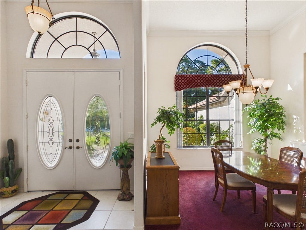 37 Livingstone Daisy Court, Homosassa, FL 34446 FOYER WITH THE DINING ROOM TO THE LEFT