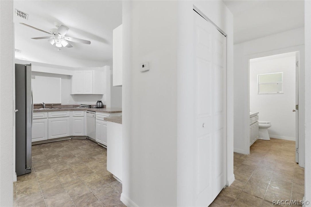 3075 E Crown Drive, Inverness, FL 34453 3075 E Crown Drive, Inverness, FL 34453