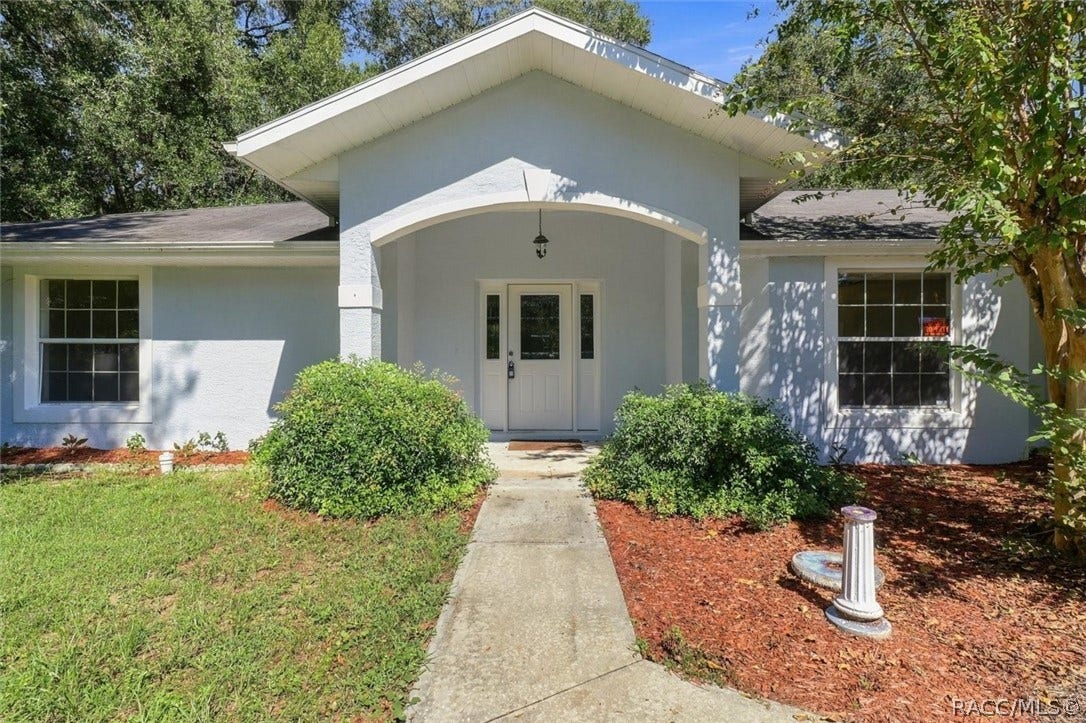 3075 E Crown Drive, Inverness, FL 34453 3075 E Crown Drive, Inverness, FL 34453
