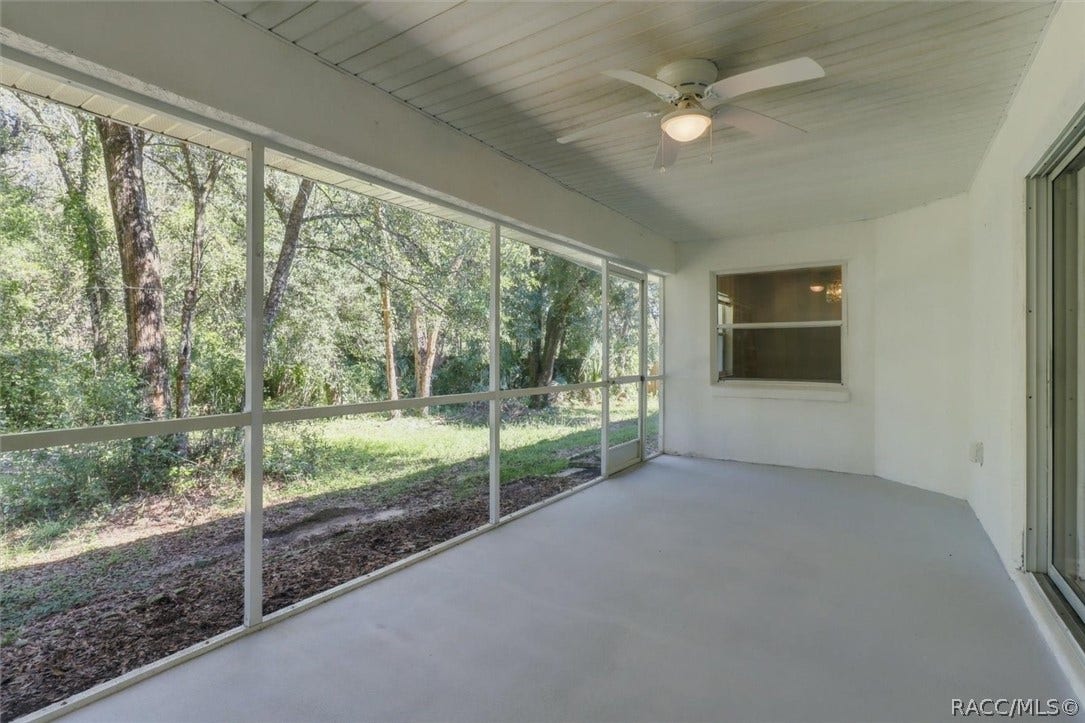 3075 E Crown Drive, Inverness, FL 34453 3075 E Crown Drive, Inverness, FL 34453