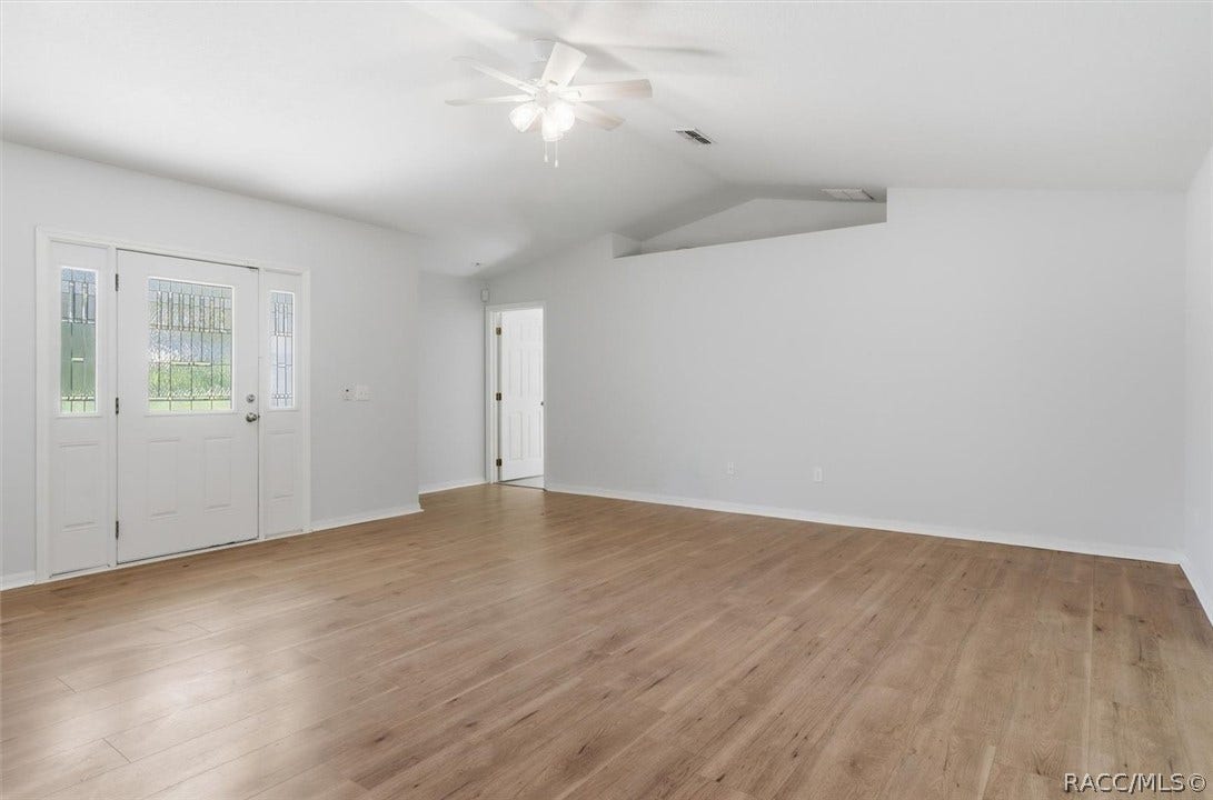 3075 E Crown Drive, Inverness, FL 34453 3075 E Crown Drive, Inverness, FL 34453