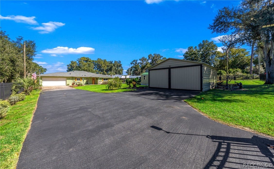 5911 W Riverbend Road, Dunnellon, FL 34433 5911 W Riverbend Road, Dunnellon, FL 34433