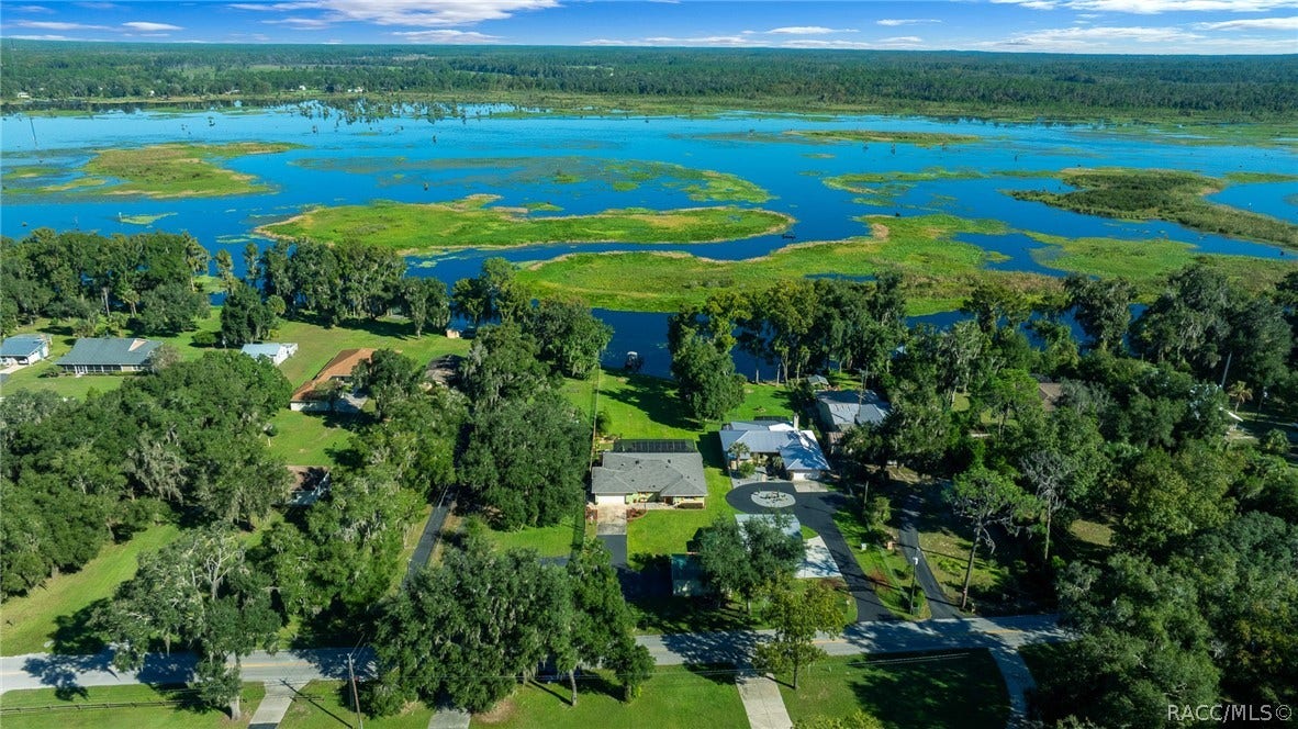 5911 W Riverbend Road, Dunnellon, FL 34433 5911 W Riverbend Road, Dunnellon, FL 34433