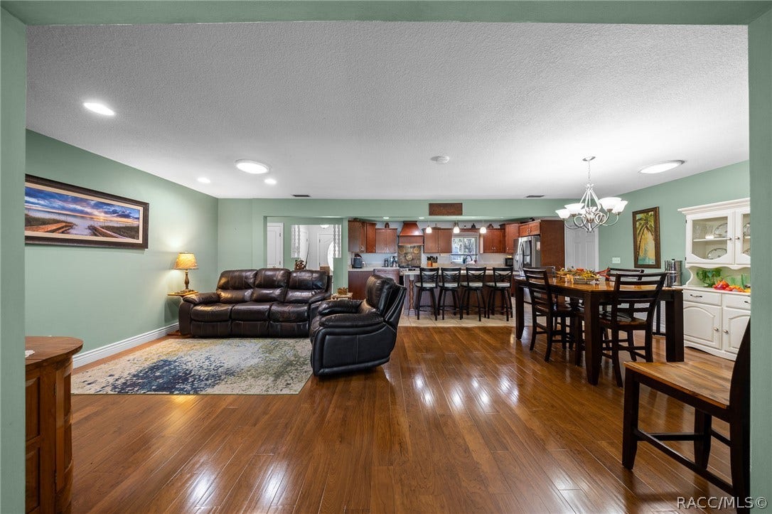 5911 W Riverbend Road, Dunnellon, FL 34433 5911 W Riverbend Road, Dunnellon, FL 34433