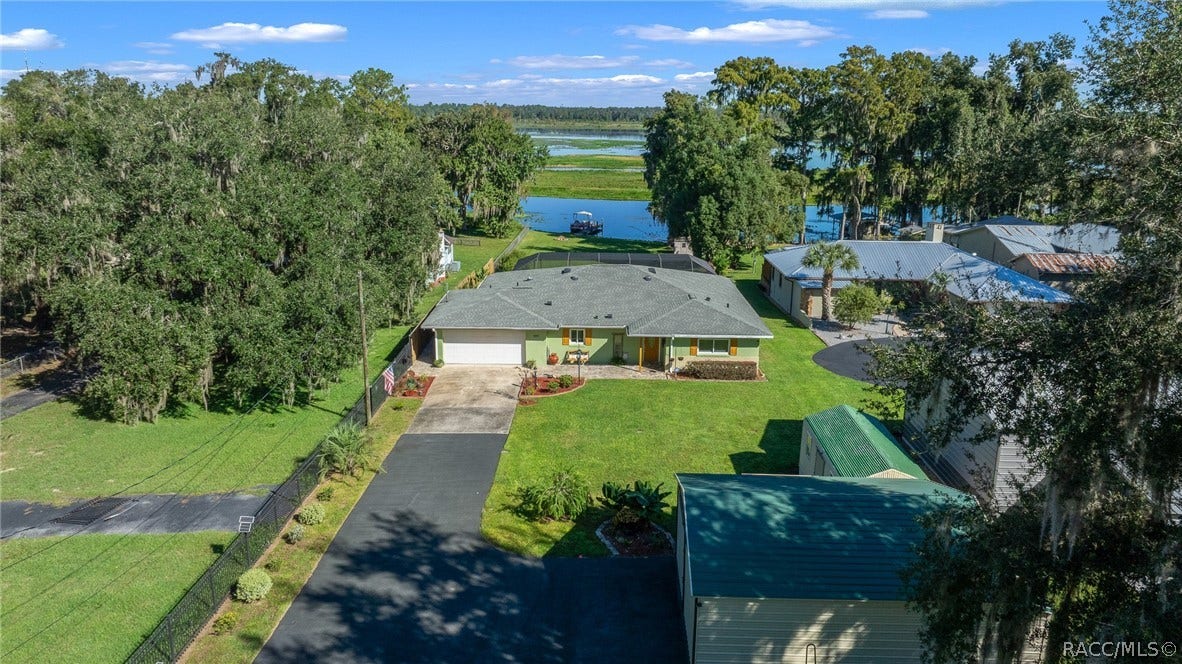5911 W Riverbend Road, Dunnellon, FL 34433 5911 W Riverbend Road, Dunnellon, FL 34433