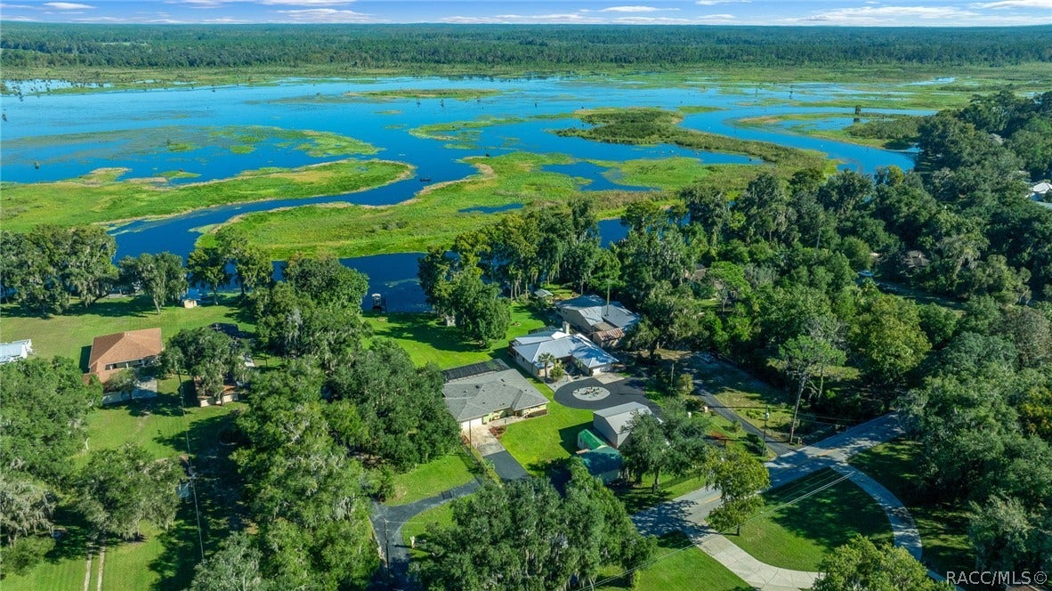 5911 W Riverbend Road, Dunnellon, FL 34433 5911 W Riverbend Road, Dunnellon, FL 34433