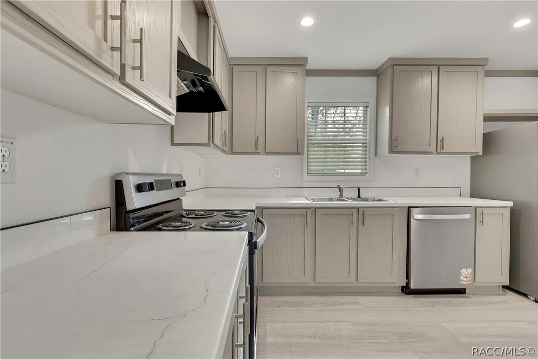 6790 W Park Drive, Homosassa, FL 34446 6790 W Park Drive, Homosassa, FL 34446