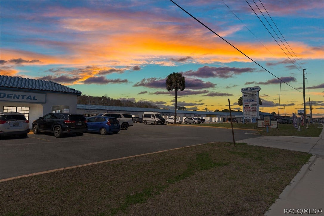 922 N Suncoast Boulevard, Crystal River, FL 34429 922 N Suncoast Boulevard, Crystal River, FL 34429