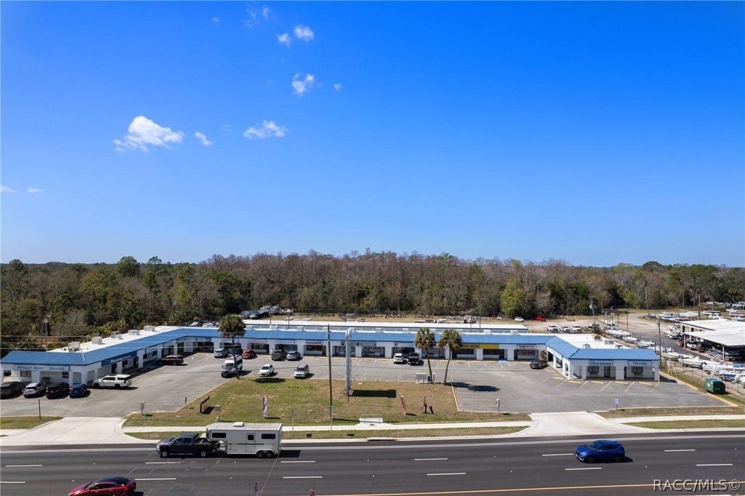 922 N Suncoast Boulevard, Crystal River, FL 34429 922 N Suncoast Boulevard, Crystal River, FL 34429