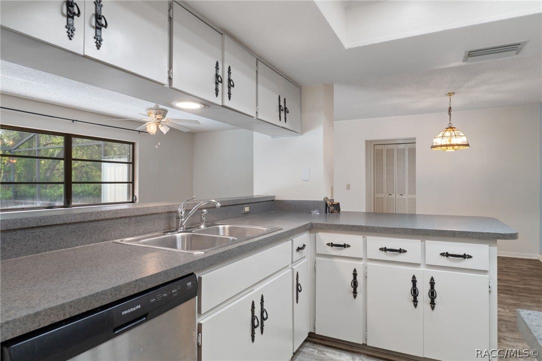 9 N TUPELO Court, Homosassa, FL 34446 9 N TUPELO Court, Homosassa, FL 34446