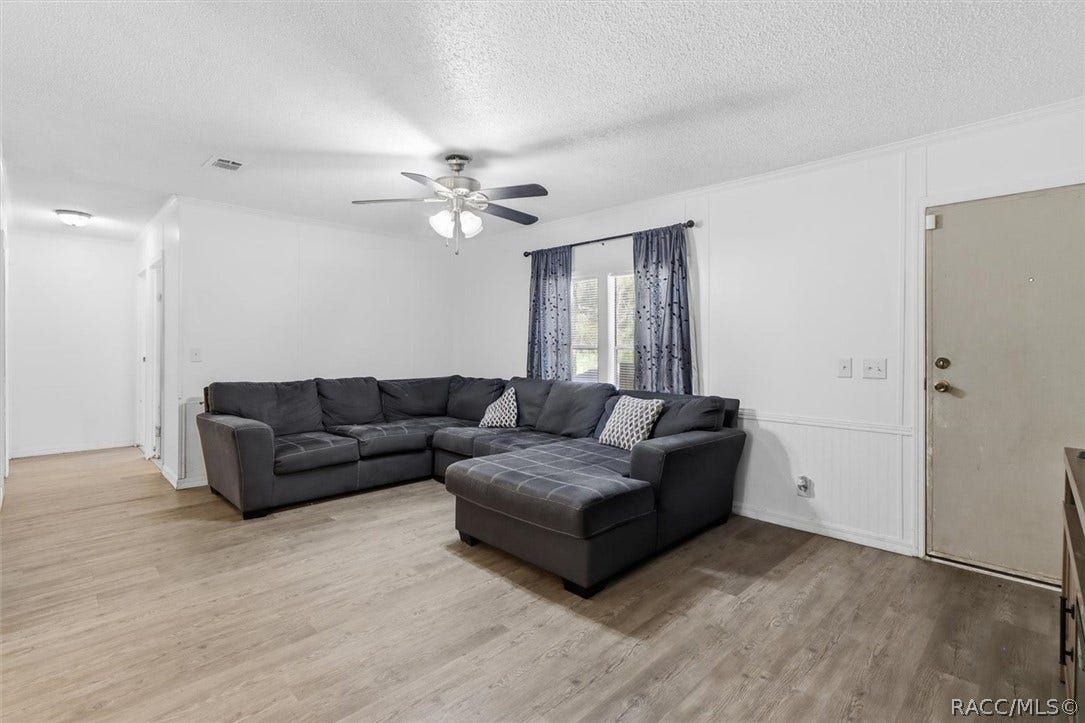 6820 N Dawson Drive, Hernando, FL 34442