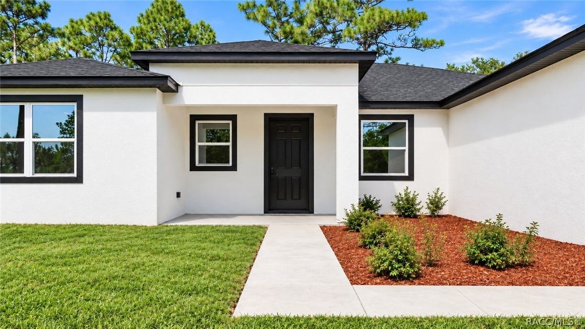 12 Apple Court, Homosassa, FL 34446 virtually staged