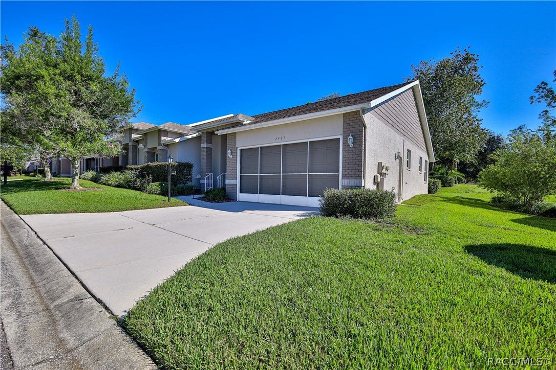 2427 Hidden Trail Drive, Spring Hill, FL 34606 2427 Hidden Trail Drive, Spring Hill, FL 34606