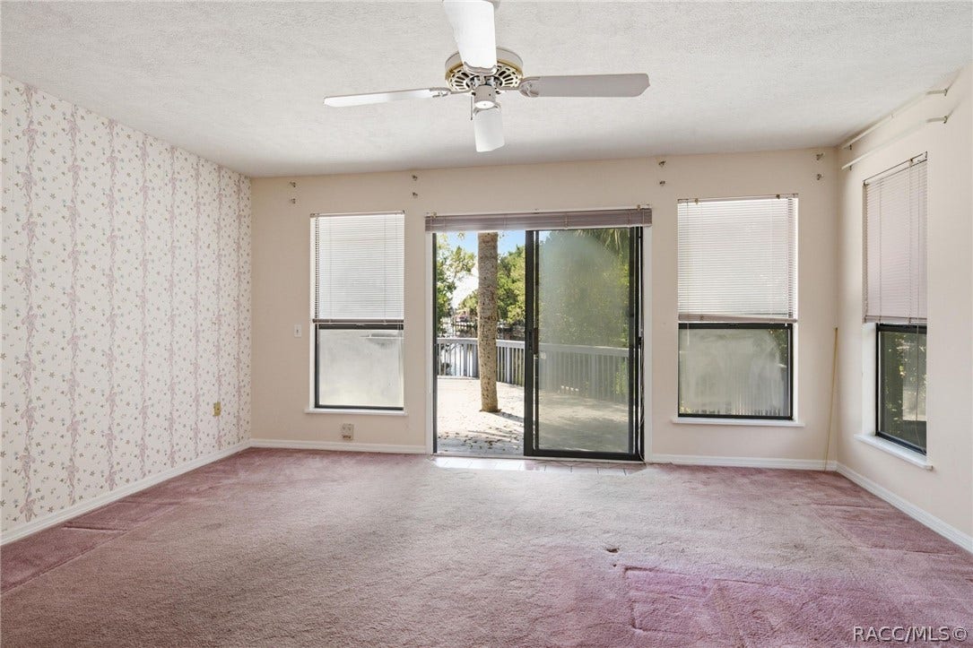 11782 W Valley Spring Lane, Homosassa, FL 34448