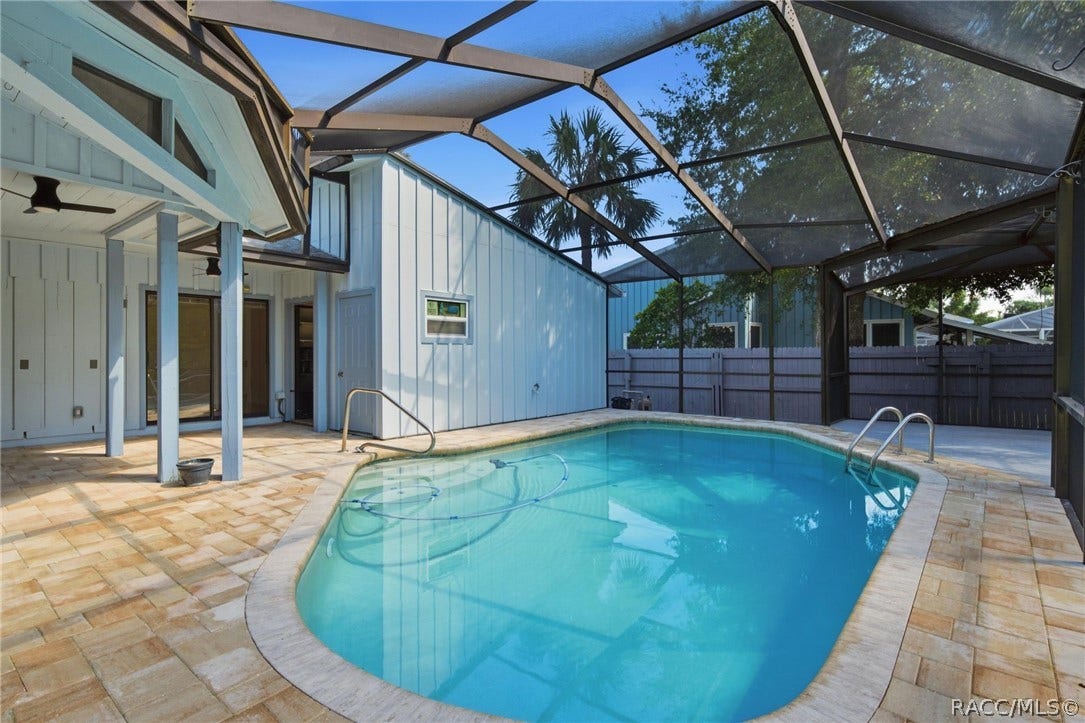 11782 W Valley Spring Lane, Homosassa, FL 34448