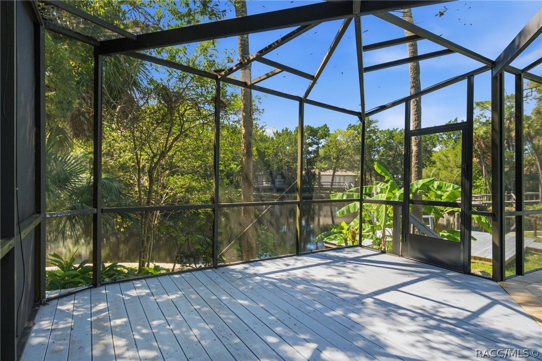 11782 W Valley Spring Lane, Homosassa, FL 34448
