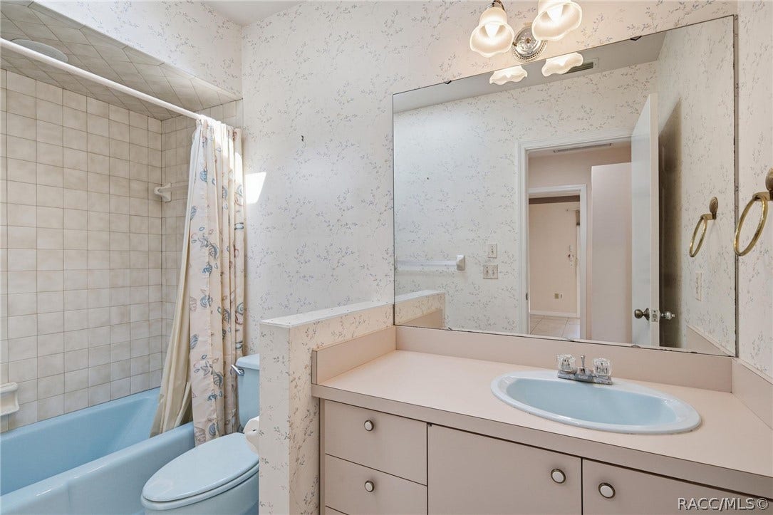 11782 W Valley Spring Lane, Homosassa, FL 34448