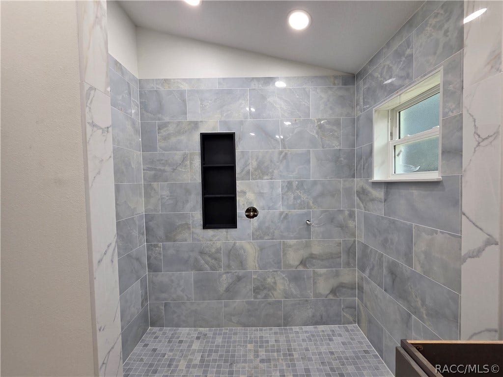 10487 W Dunnellon Road, Crystal River, FL 34428 10487 W Dunnellon Road, Crystal River, FL 34428
