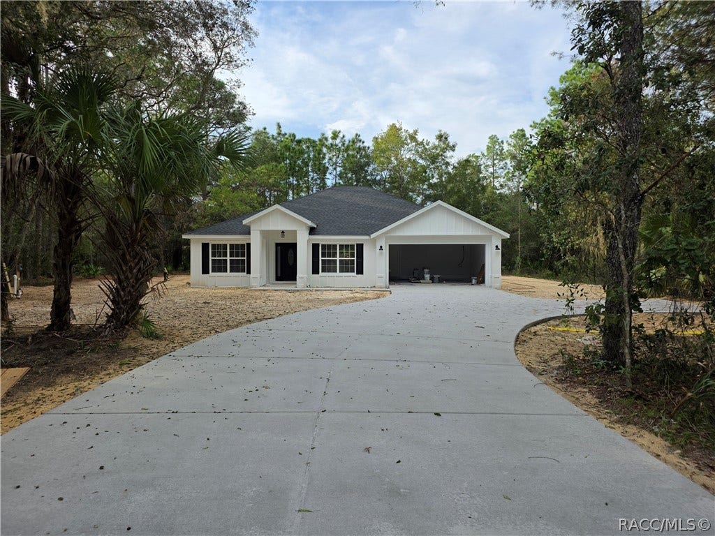 10487 W Dunnellon Road, Crystal River, FL 34428 10487 W Dunnellon Road, Crystal River, FL 34428