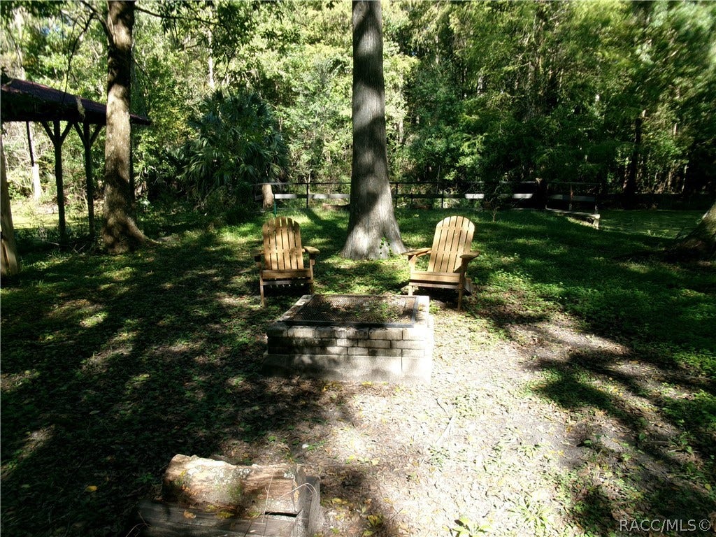 353 N Robin Hood Road, Inverness, FL 34450 353 N Robin Hood Road, Inverness, FL 34450