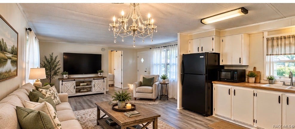 6006 N Tsala Apopka Drive, Hernando, FL 34442 Imagine fresh decor