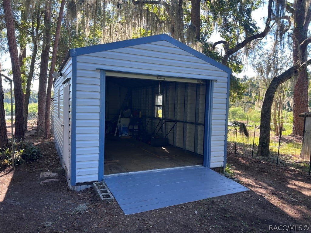 6006 N Tsala Apopka Drive, Hernando, FL 34442 6006 N Tsala Apopka Drive, Hernando, FL 34442