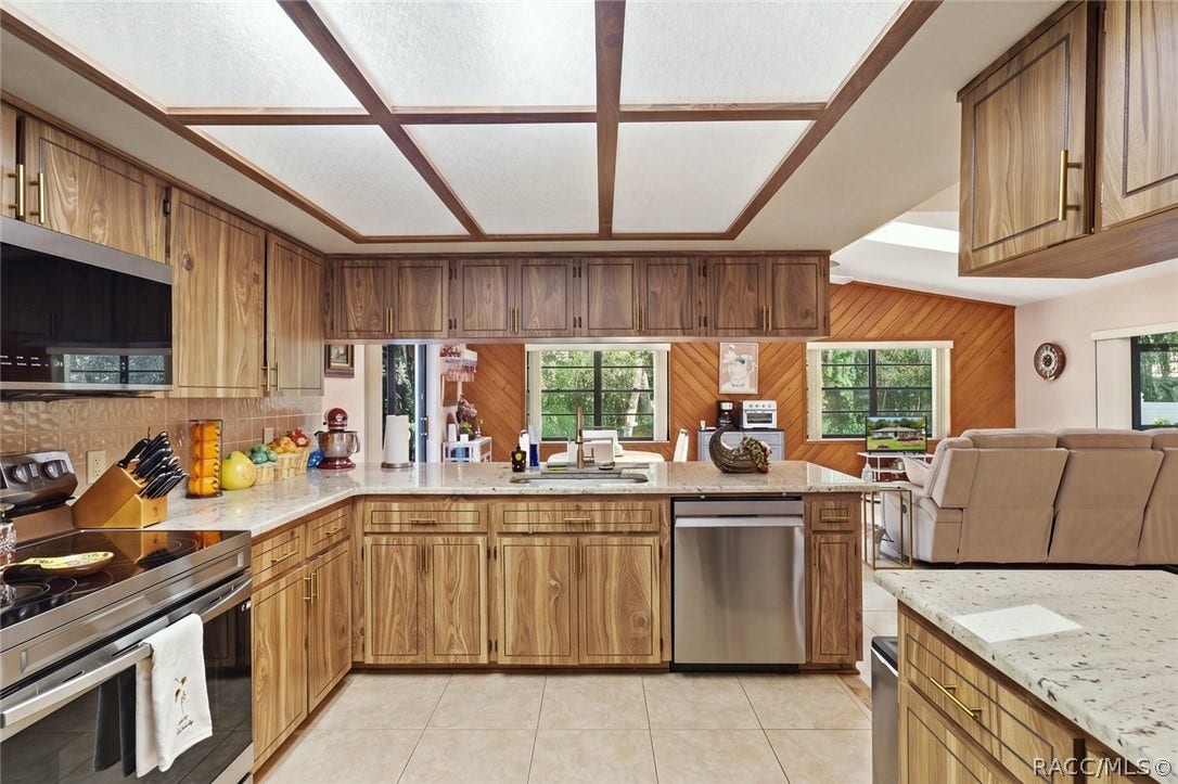 5 Mangrove Court S, Homosassa, FL 34446 5 Mangrove Court S, Homosassa, FL 34446