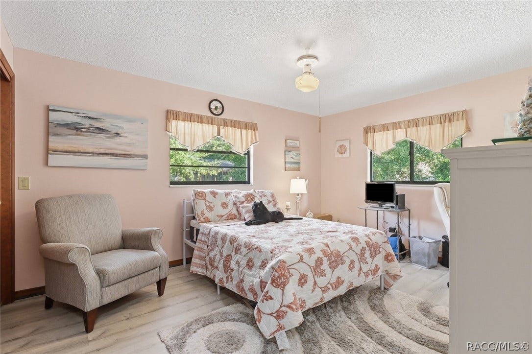 5 Mangrove Court S, Homosassa, FL 34446 guest bedroom