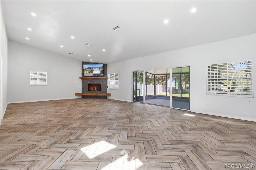 14191 W River Road, Inglis, FL 34449 14191 W River Road, Inglis, FL 34449