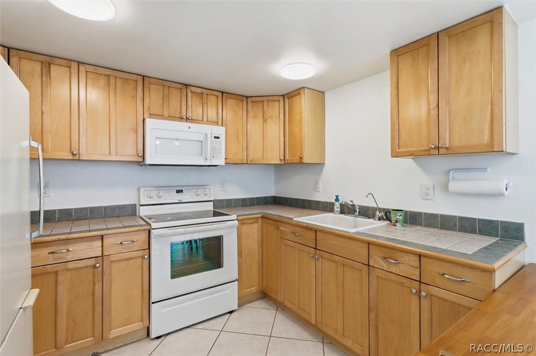 14191 W River Road, Inglis, FL 34449 14191 W River Road, Inglis, FL 34449