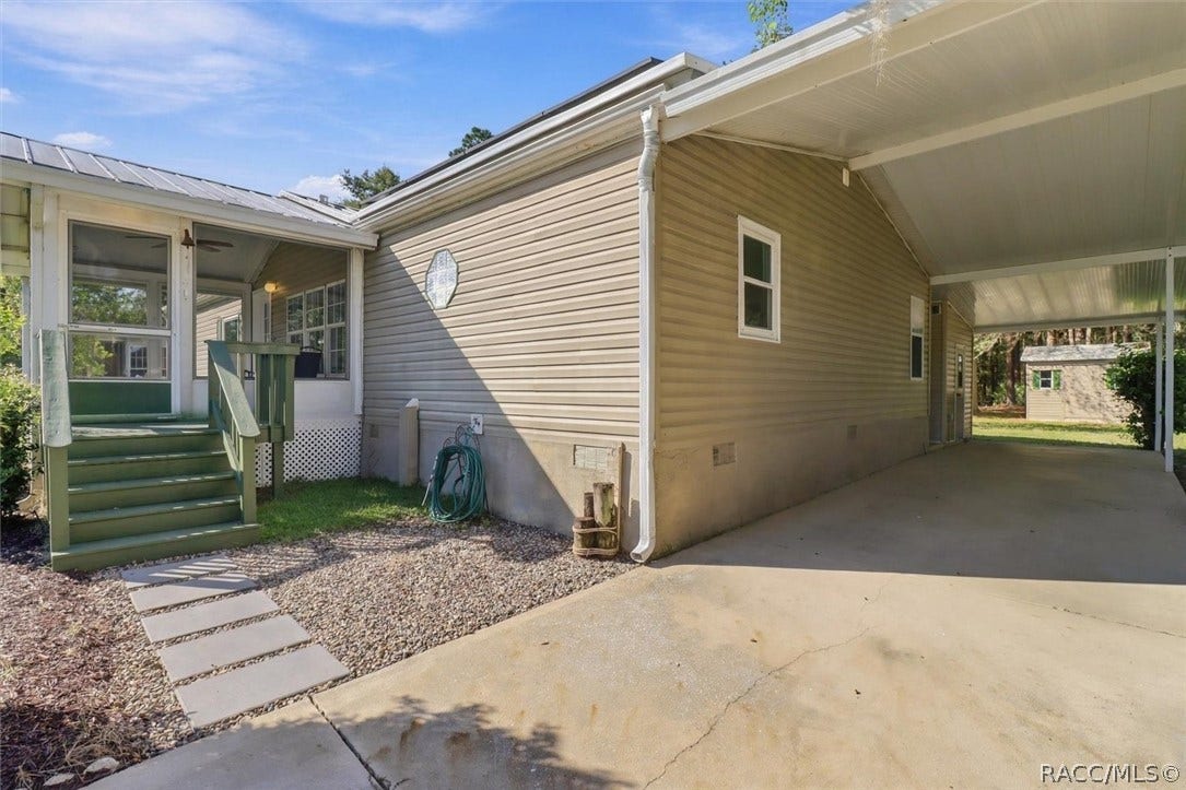 7899 W Fostoria Drive, Dunnellon, FL 34433 7899 W Fostoria Drive, Dunnellon, FL 34433