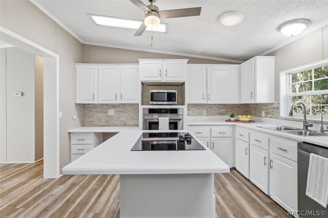 7899 W Fostoria Drive, Dunnellon, FL 34433 7899 W Fostoria Drive, Dunnellon, FL 34433