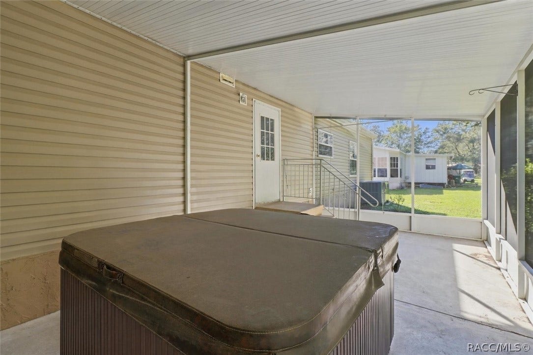 7899 W Fostoria Drive, Dunnellon, FL 34433 7899 W Fostoria Drive, Dunnellon, FL 34433