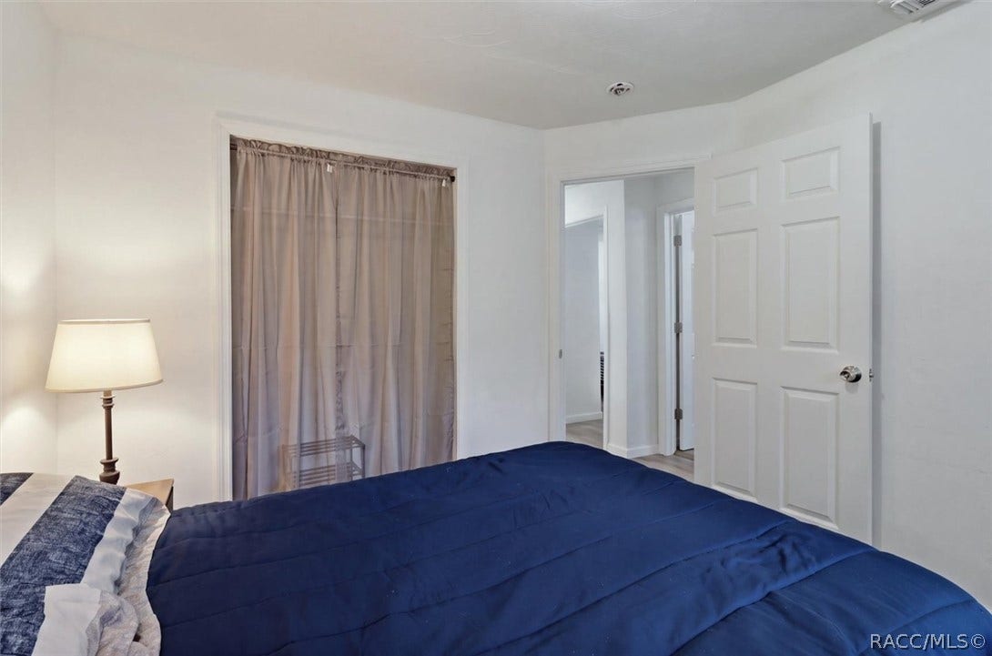 557 NE 8th Avenue, Crystal River, FL 34428 557 NE 8th Avenue, Crystal River, FL 34428