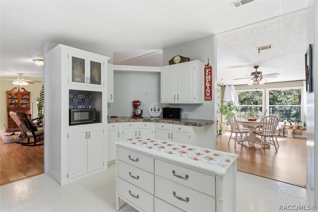 5739 W Holiday Street, Homosassa, FL 34446 5739 W Holiday Street, Homosassa, FL 34446